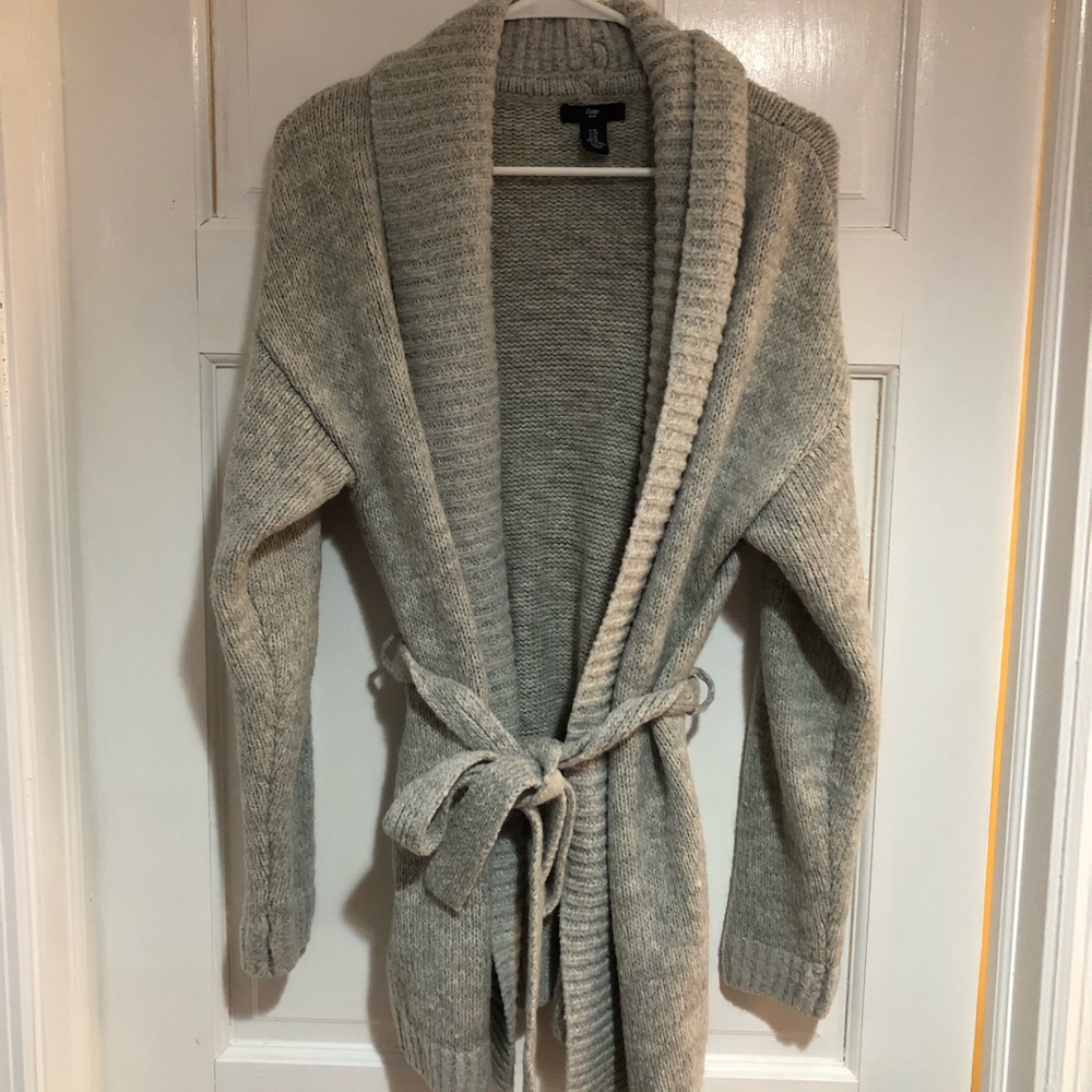 Gray Gap wool sweater